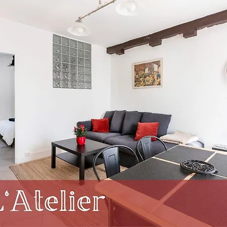 Les Logis De *