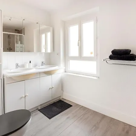 Les Logis De Apartment