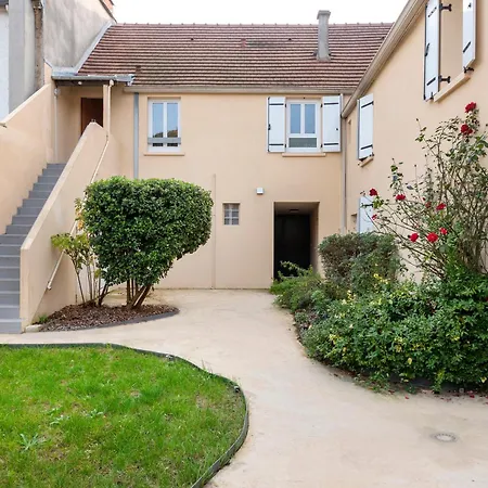 Les Logis De Apartment Marcoussis